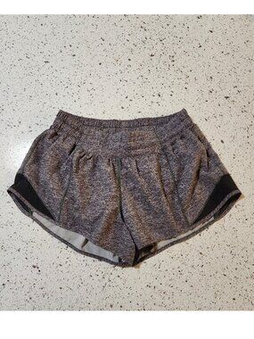 Lululemon Hotty Hot Short II 2.5" Low Rise Heather Lux Multi Black sz 6 Reg
